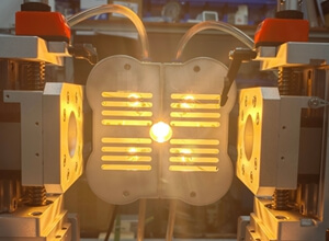 “專精特新企業(yè)”朗普光電—16 年深耕特種光源，賦能科研紅外線加熱全場景需求