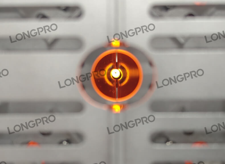 紅外聚焦加熱系統(tǒng).jpg 紅外聚焦加熱系統(tǒng).jpg